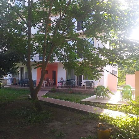 Lily Pearls Inn Kobuleti Exterior photo